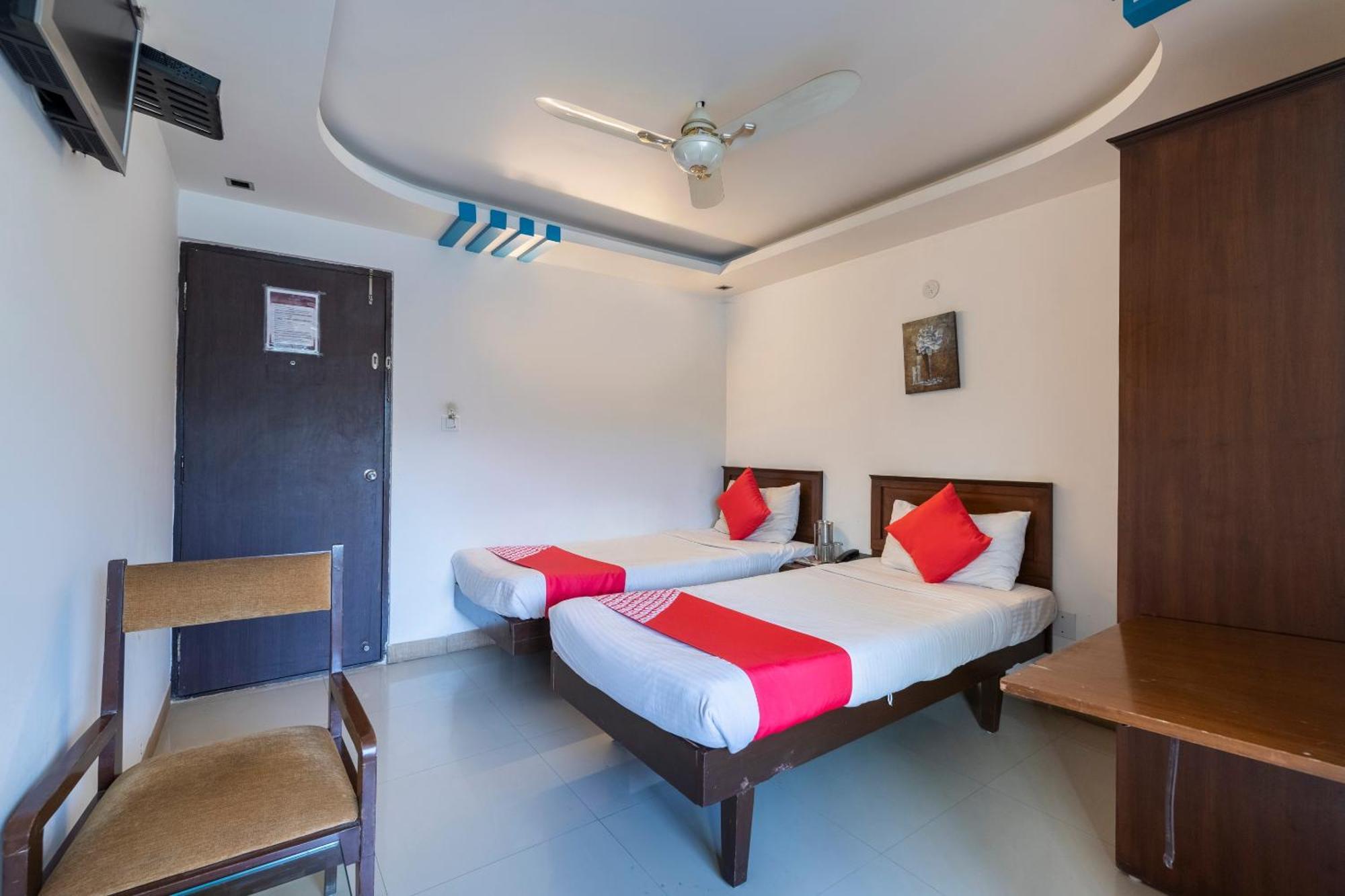 โอโย 71863 เดอะ เรด เวลเว็ต Hotel บังกาลอร์ ภายนอก รูปภาพ